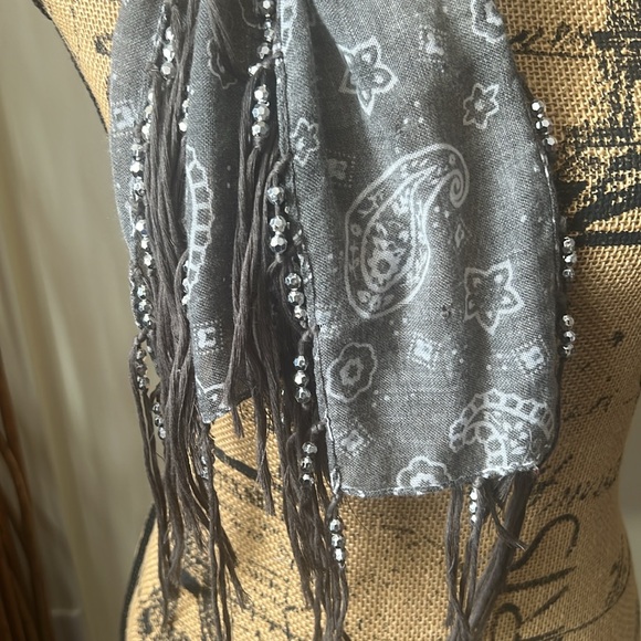 Madden NYC Gray Bandana Print Fringed and Beaded Scarf - Picture 2 of 4